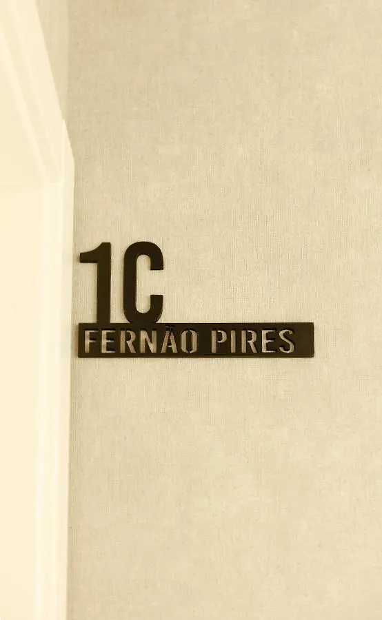 Trindade 19 Apartments - 1C Fernao Pires Lisboa